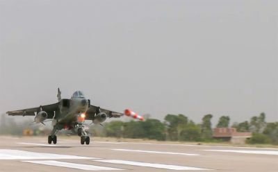  पूर्वांचल एक्सप्रेस-वे पर एयरफोर्स का दमदार युद्धाभ्यास, सुलतानपुर में हाईवे बना रनवे