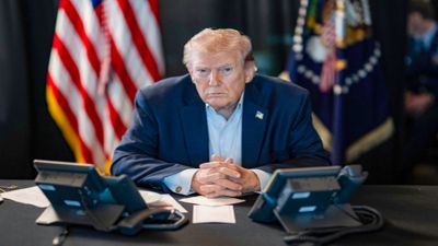  ईरान को ट्रंप की चेतावनी- &lsquo;डील फाइनल होने तक अमेरिका का दबाव रहेगा जारी&rsquo;