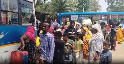   बंगाल के हकीमपुर बॉर्डर पहुंची करीब 300 बांग्लादेशियों की भीड़, बायोमेट्रिक सत्यापन के बाद वापस भेजने की तैयारी